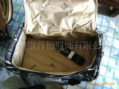 【库存热销产品,供应1提花4件套拉杆库存箱】价格,厂家,图片,旅行箱包,平湖市丹怡服饰-